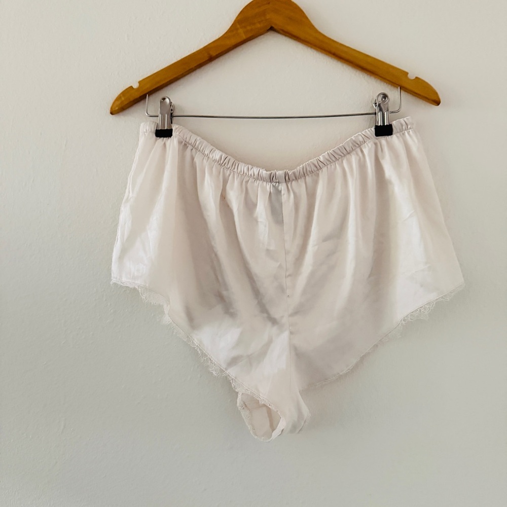 Victoria’s Secret White Nude Two Piece Lingerie Tank Camisole Bridal Set - Picture 7 of 7